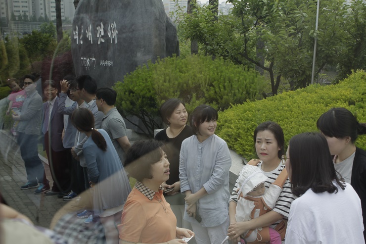 01_배웅나오신분들.JPG